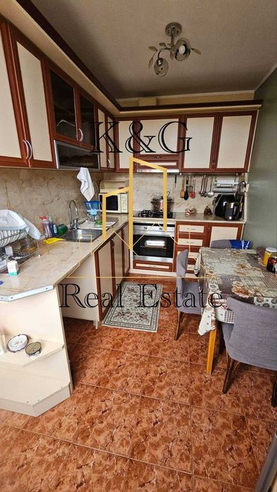 Продава се Етаж от къща в Разград, Житница - 120 кв.м за 978 €/кв.м - Снимка #3