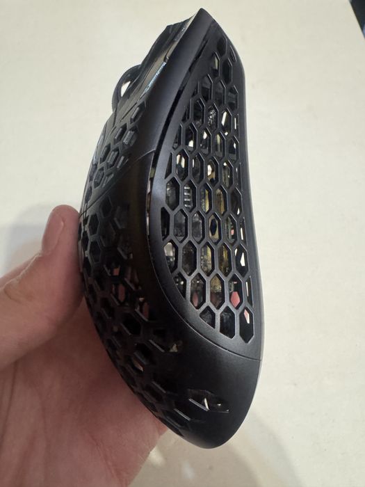 Finalmouse UltralightX Lipn [Medium]