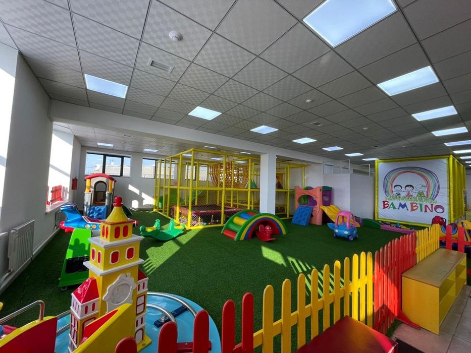 Продам детскую площадку(лабиринт)