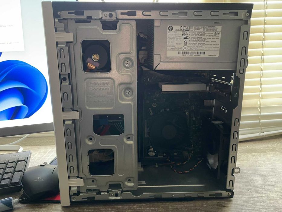 Unitate HP Pavilion 570-P402NB | AMD A10 | 8GB RAM | SSD + HDD