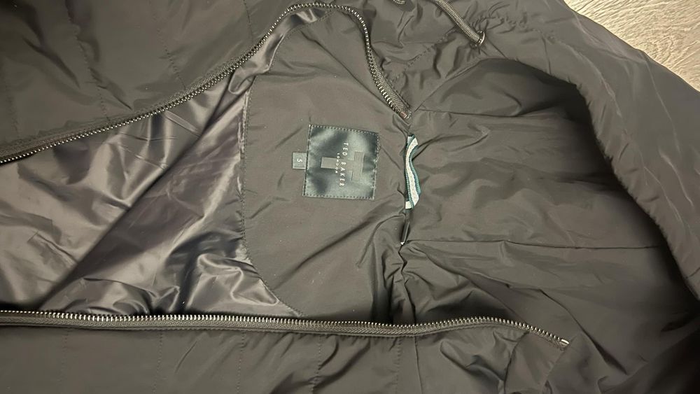 Мъжки якета Ted Baker, Barbour