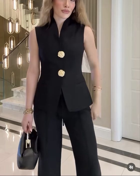 Продам новый костюм