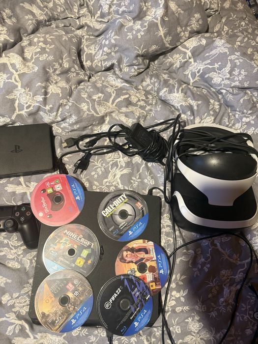 Pachet PS4 Slim + PS VR + 2 Controllere + 6 Jocuri
