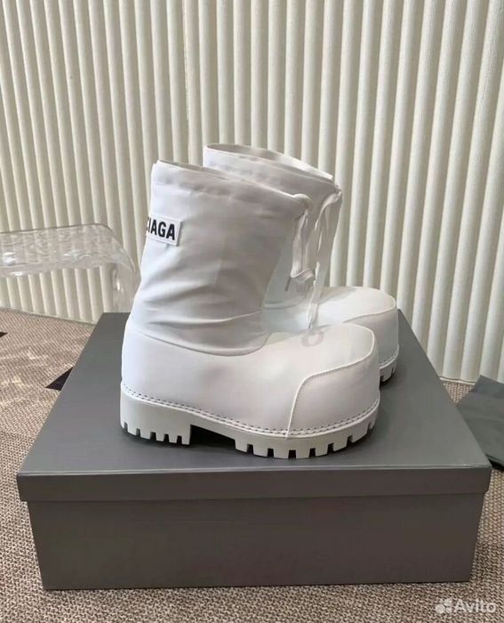 Balenciaga Alaska Boots White