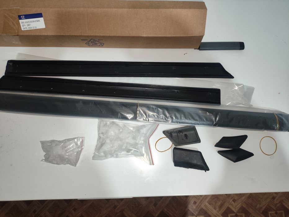 Гольф 3 молдинги комплект