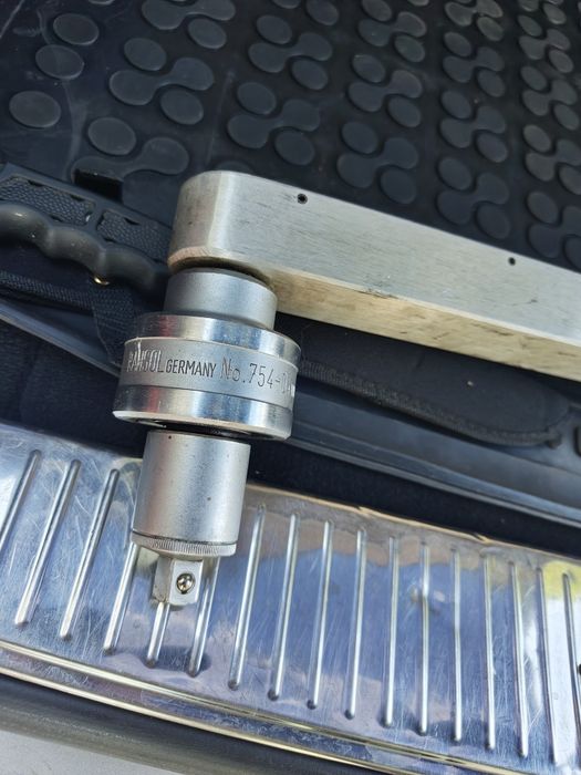 Динамометричен ключ мерцедес 140-720нютуна