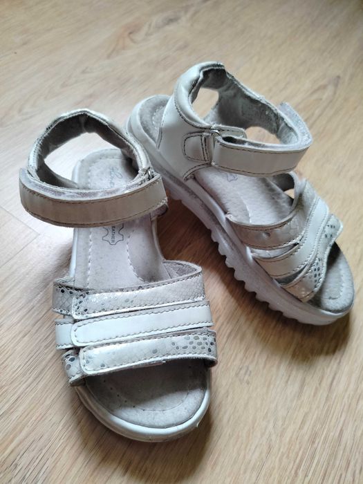 Сандали размер 28