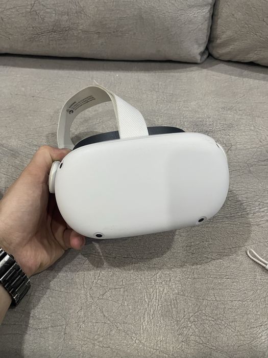 VR-очки Oculus Quest 2