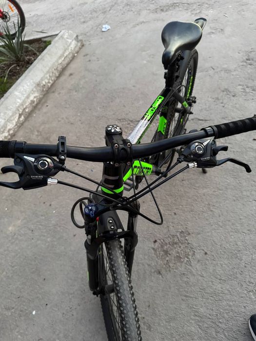 Velosiped Comfort yashil rangli, skorisli