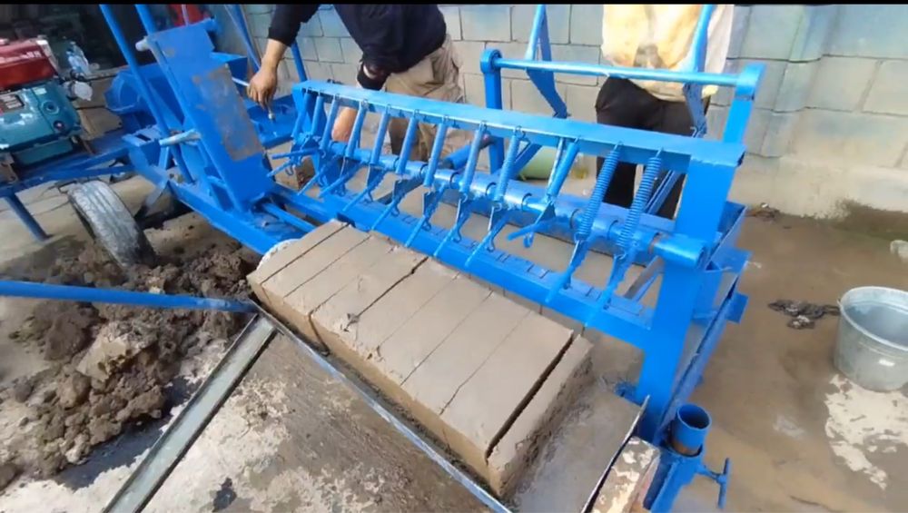 Loy blok g’isht Aparat sotiladi