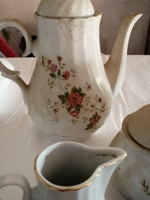 Лот Стар Български порцелан Китка