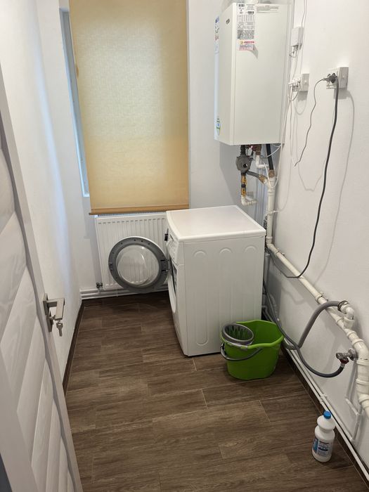 Inchiriez  apartament micro6