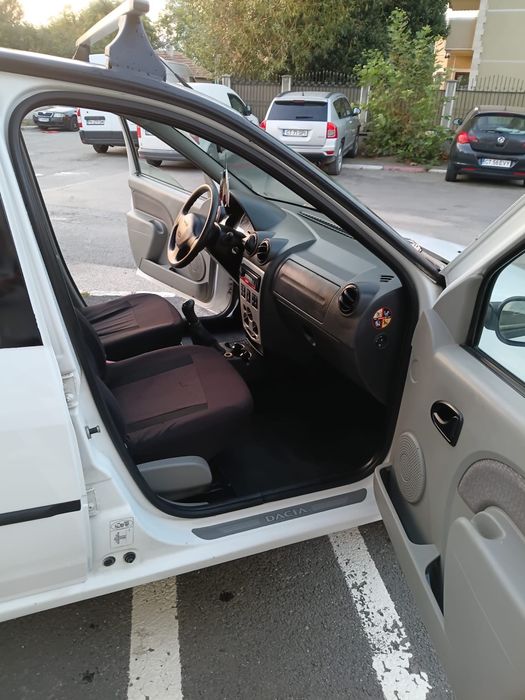 Dacia Logan An 2008 Motor 1.5 Diesel 180000 KM