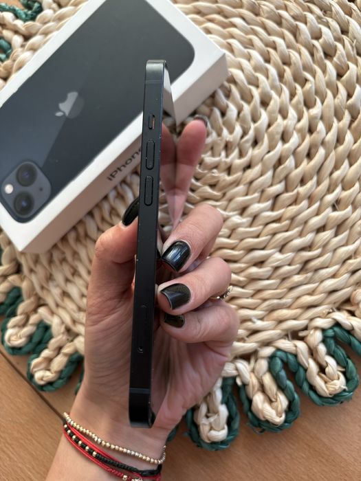 IPhone 13 ,черен 128GB