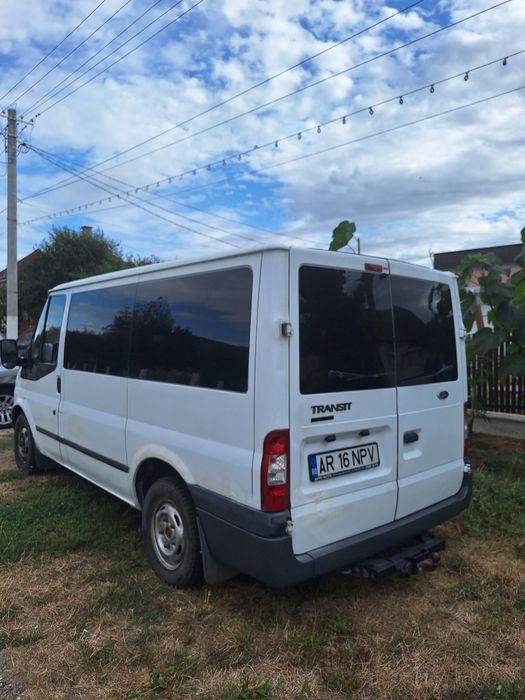 Ford Transit 2.2 disel 9 locuri an 2009