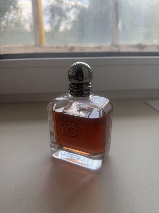 Продам духи Armani Stronger with you Intensely