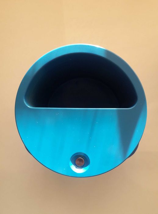 моливник с часовник и радио