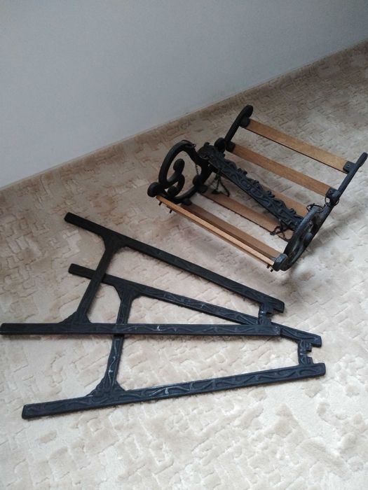 Balansoar pentru papusi de portelan