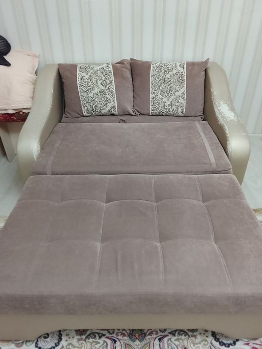 Диван раскладной б/у