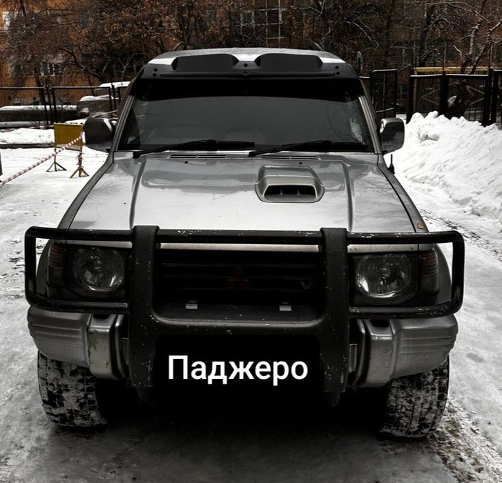 Продам Митсубиси Паджеро бензин