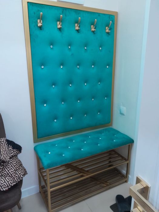 Продам вешалку с обувной