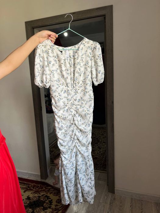 Бу киімдер сатылады