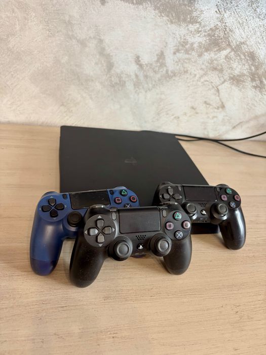Consola PS4 Playstation 4 ca nou + 20 jocuri Roblox FIFA26 Fortnite Minecraft