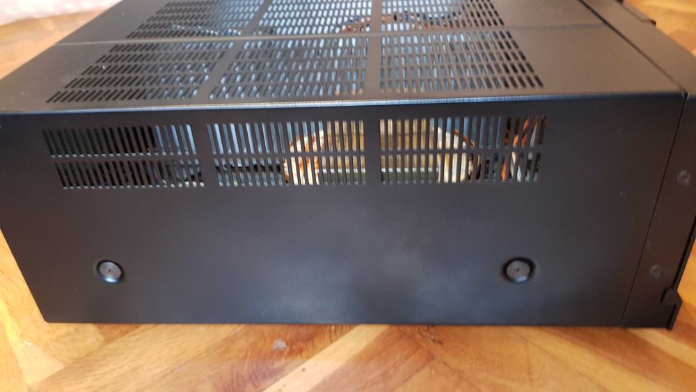 Продавам YAMAHA M60