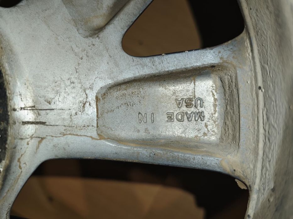 Продам оригинальные диски на Субару