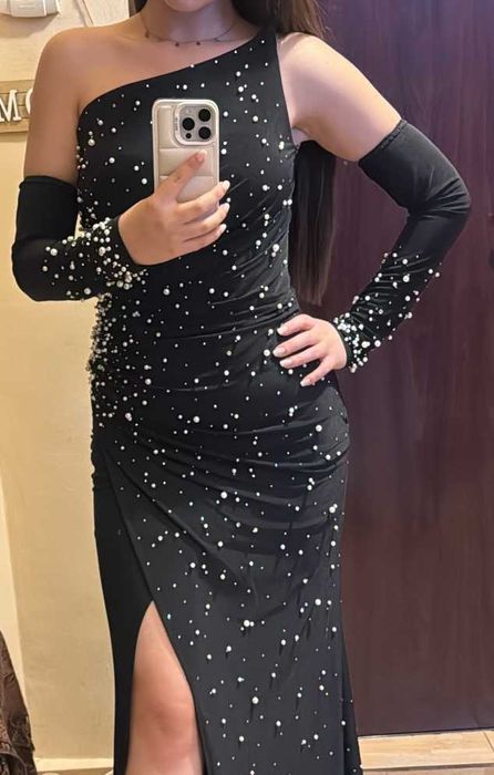 Rochie eleganta neagra cu perle si blanita