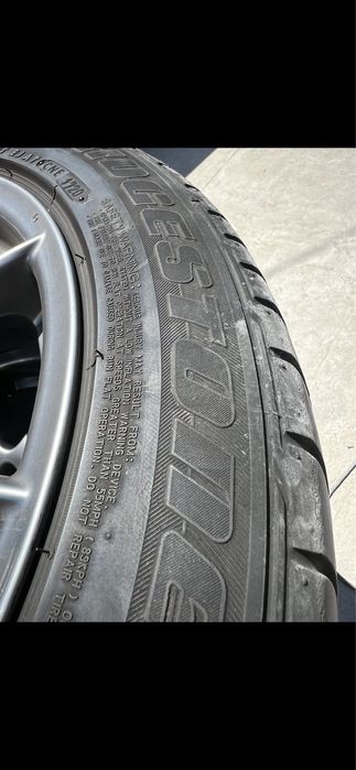 Jante cu anvelope si senzori