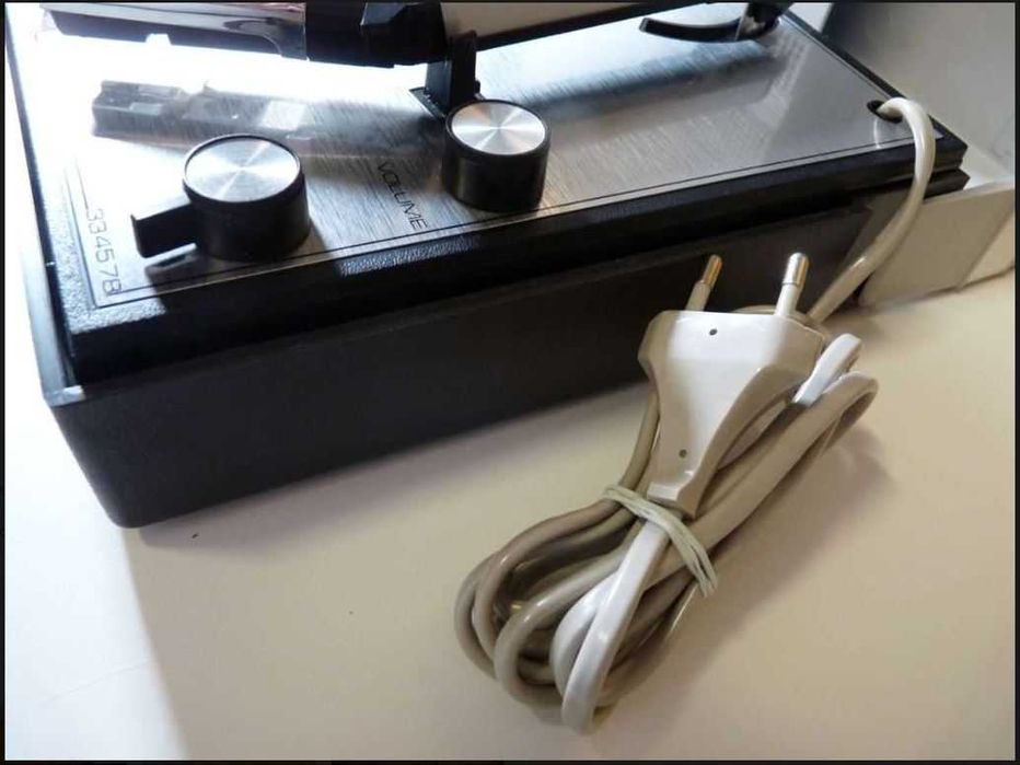 Грамофон Philips All Transistor 22GF210 /01B - 1968-72