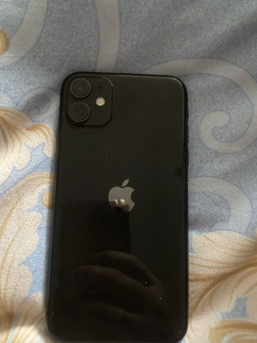 Продам айфон 10 срочно