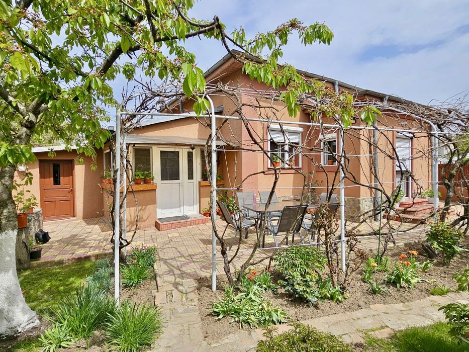 De vanzare casa 5 camere