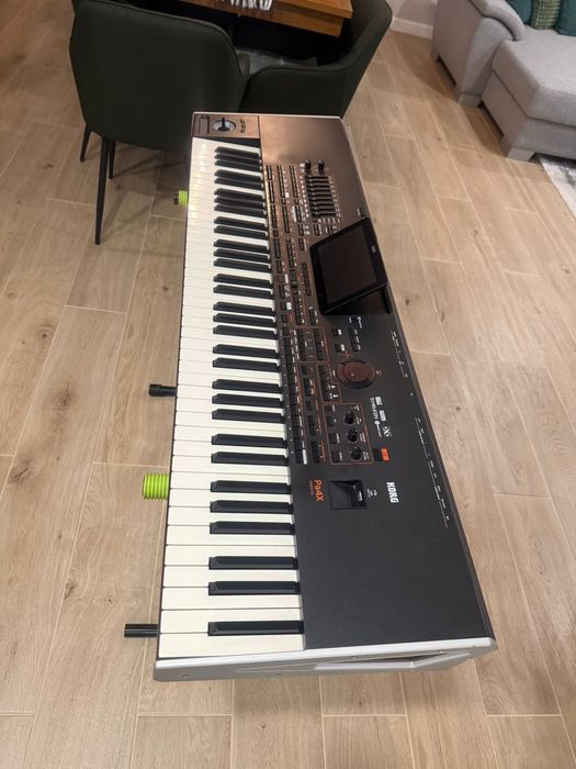 Korg pa4x Oriental 76