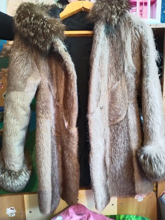 Шубка из лисицы отличная