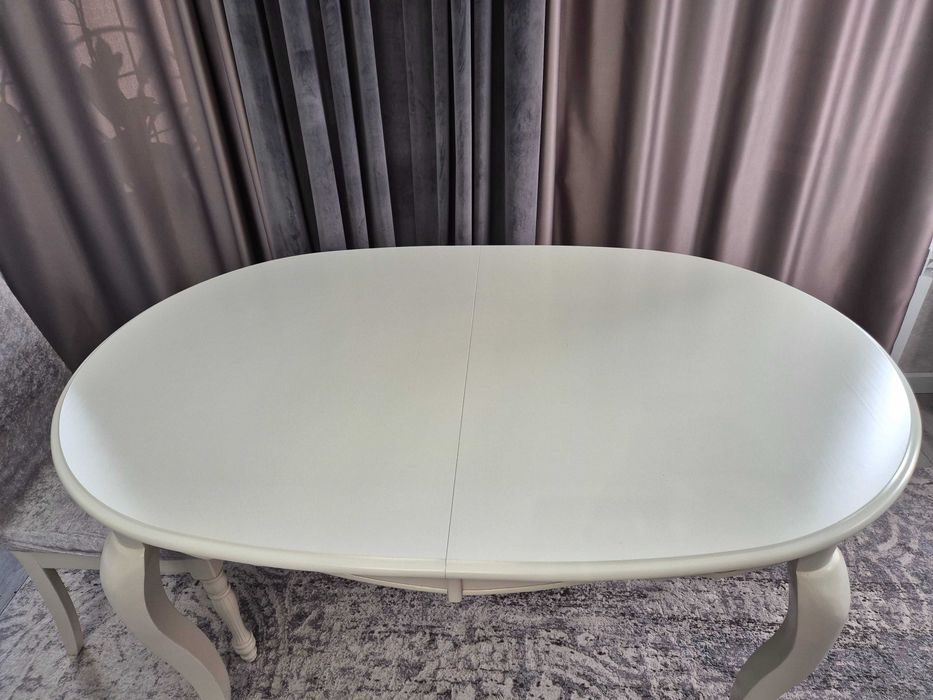 Стол деревянный белый