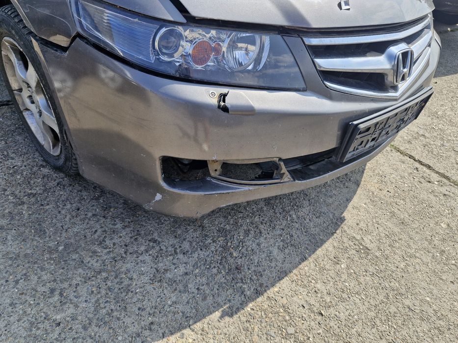 Хонда акорд фейс На части