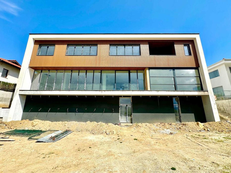 Продава се Къща в с. Бистрица, Област София-град - 600 кв.м за 2250 €/кв.м - Снимка #1