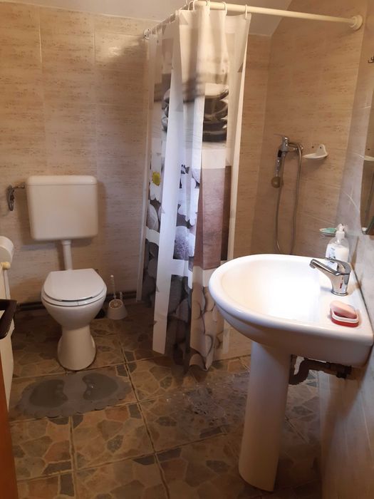 INCHIRIERE apartament 2 camere in SINAIA pentru minim 12 luni