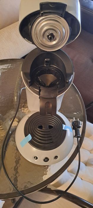 Продавам кафе машина Philips