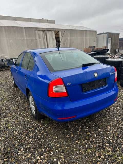 Dezmembrez,Skoda Octavia 2 cutie manuală 1.4 tsi tip CAXA,An 2010