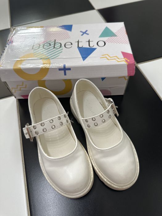 Продам туфли 28-размер