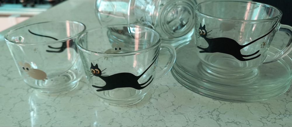 Чашки с блюдцами доставка