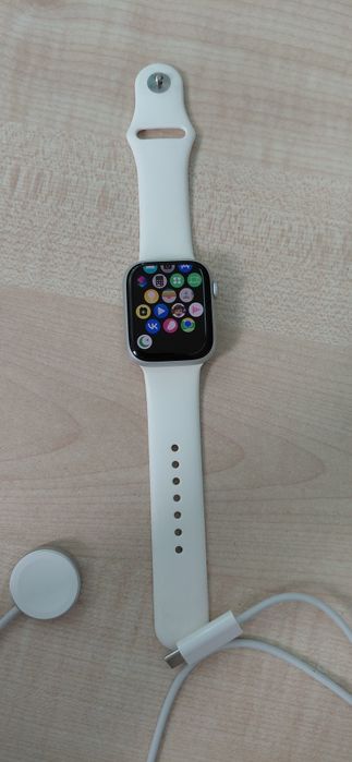 Apple watch 8 series 45mm
