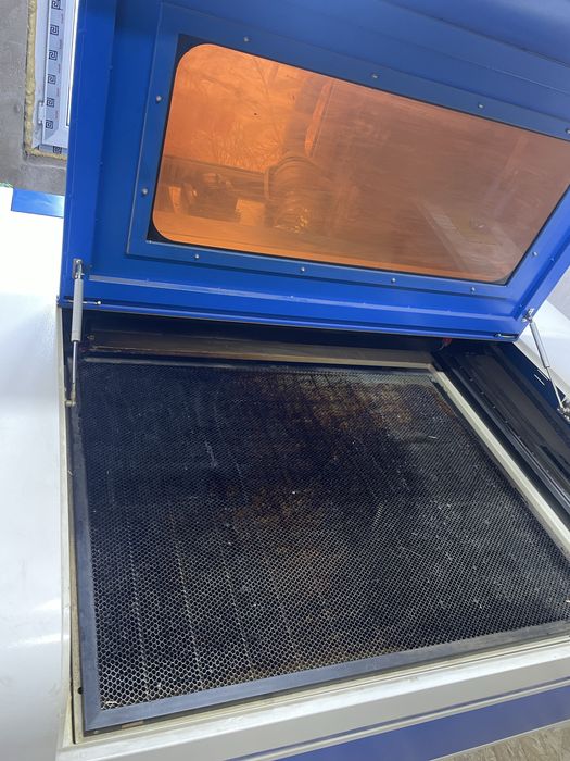 Лазерный станок по дереву