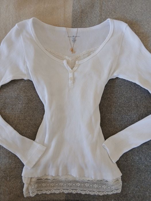 Brandy Melville henley блуза