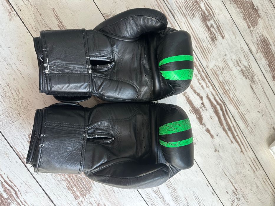 Боксови ръкавици Booster 14oz