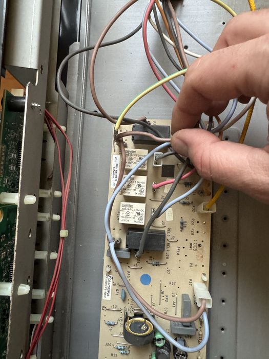 Ремонт плит электроплит электроплиты электро плит плиты всех марок