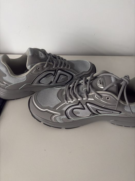 Обувки Dior B30.